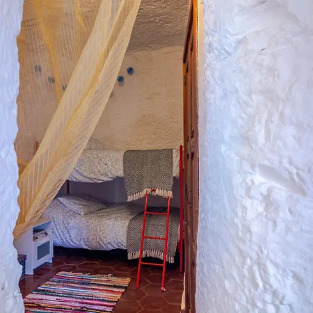 Luxury tent Cuevas La Solana *